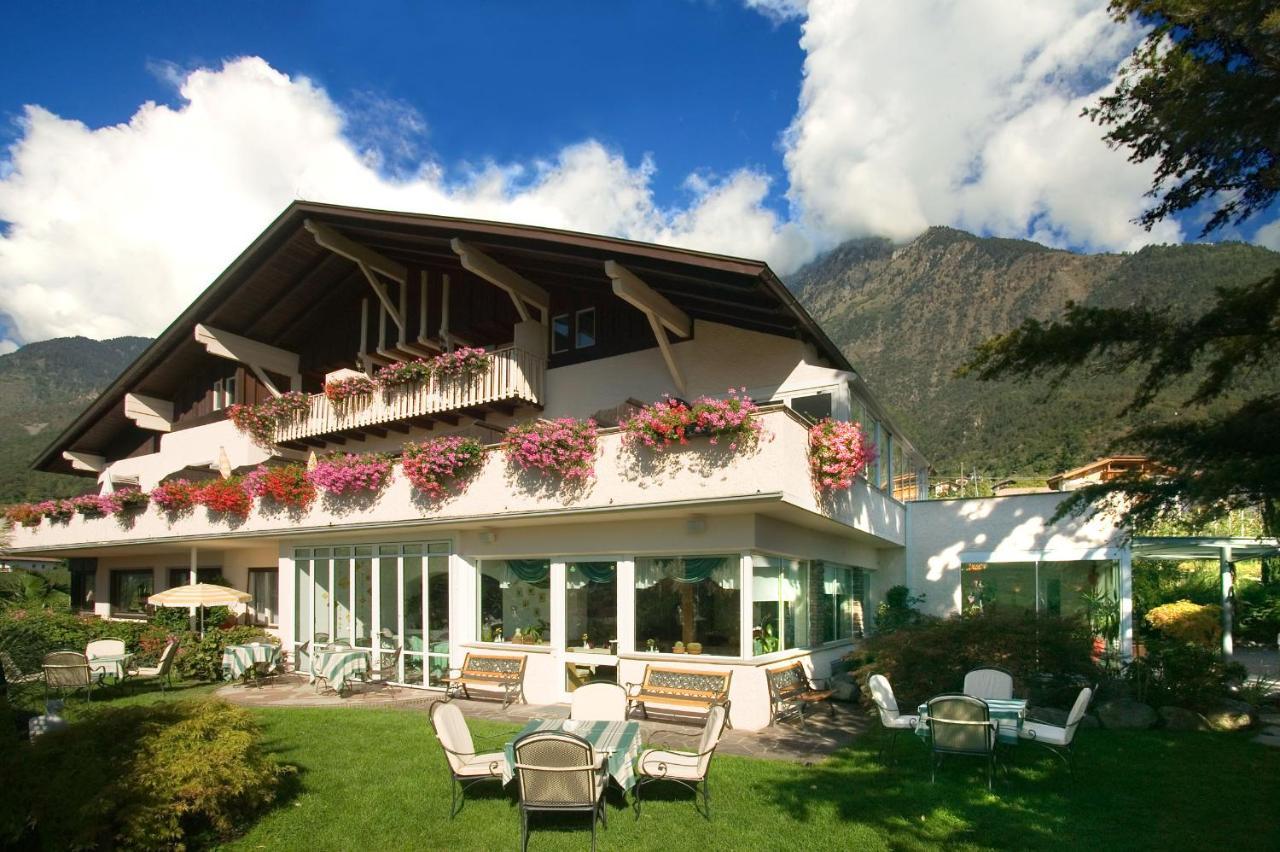 Palmengarten Hotel Gstoer Lagundo Exterior foto